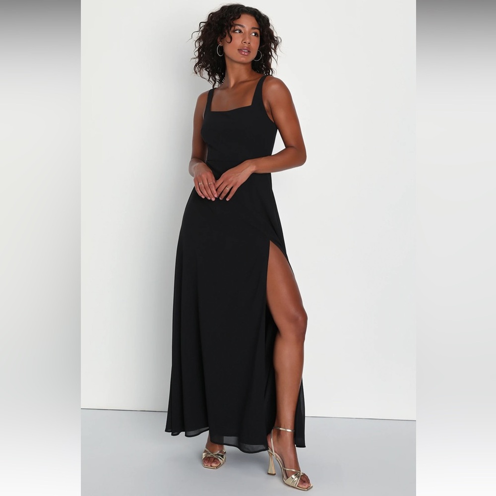 Lulu’s Black Remarkable Arrival Dress